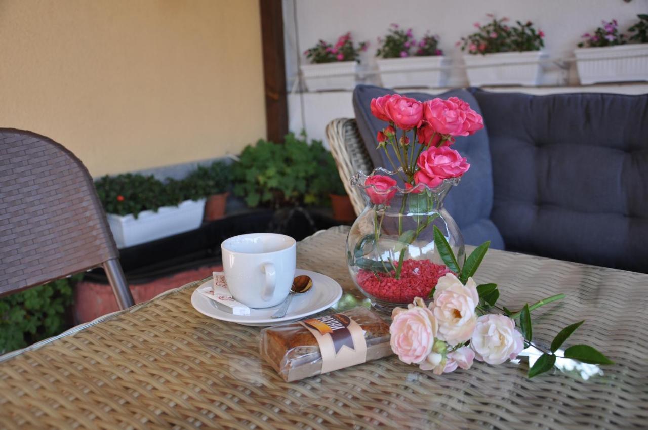 Family Hotel Dalia Velingrad Dış mekan fotoğraf