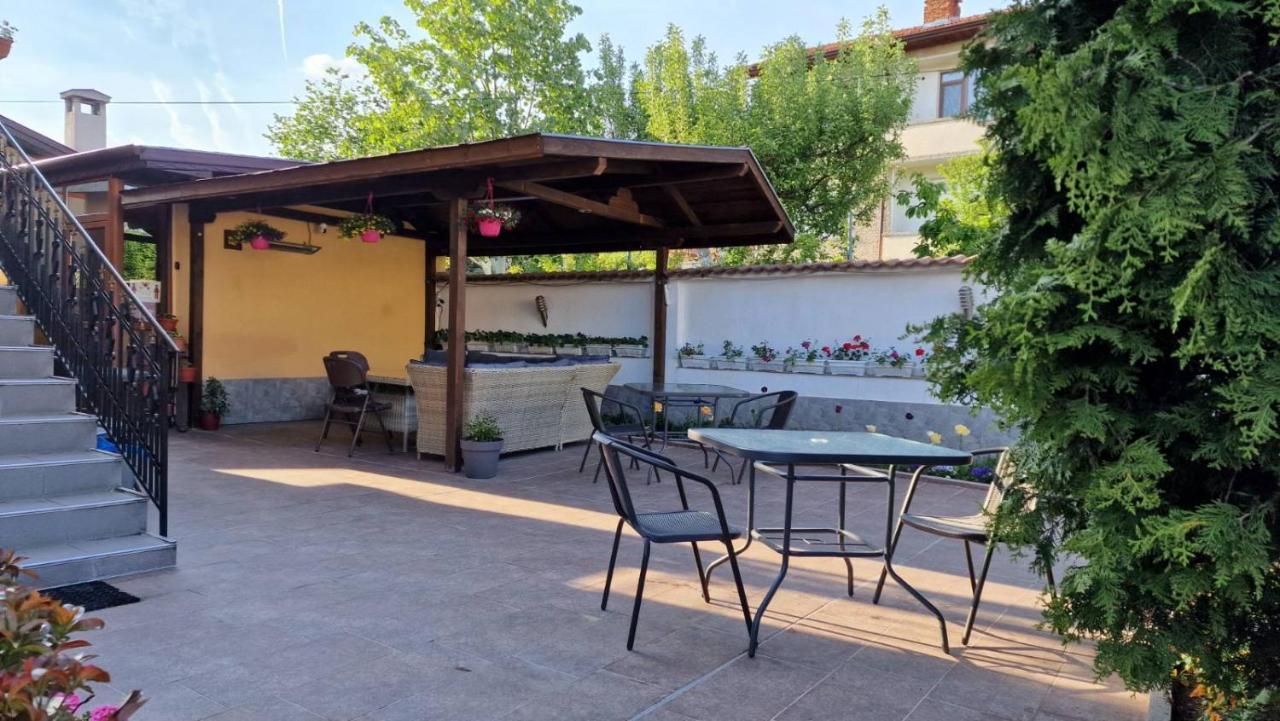 Family Hotel Dalia Velingrad Dış mekan fotoğraf