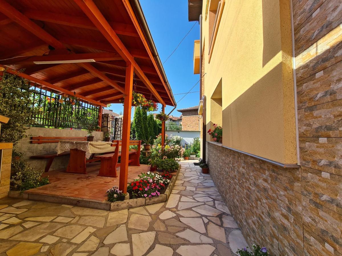 Family Hotel Dalia Velingrad Dış mekan fotoğraf