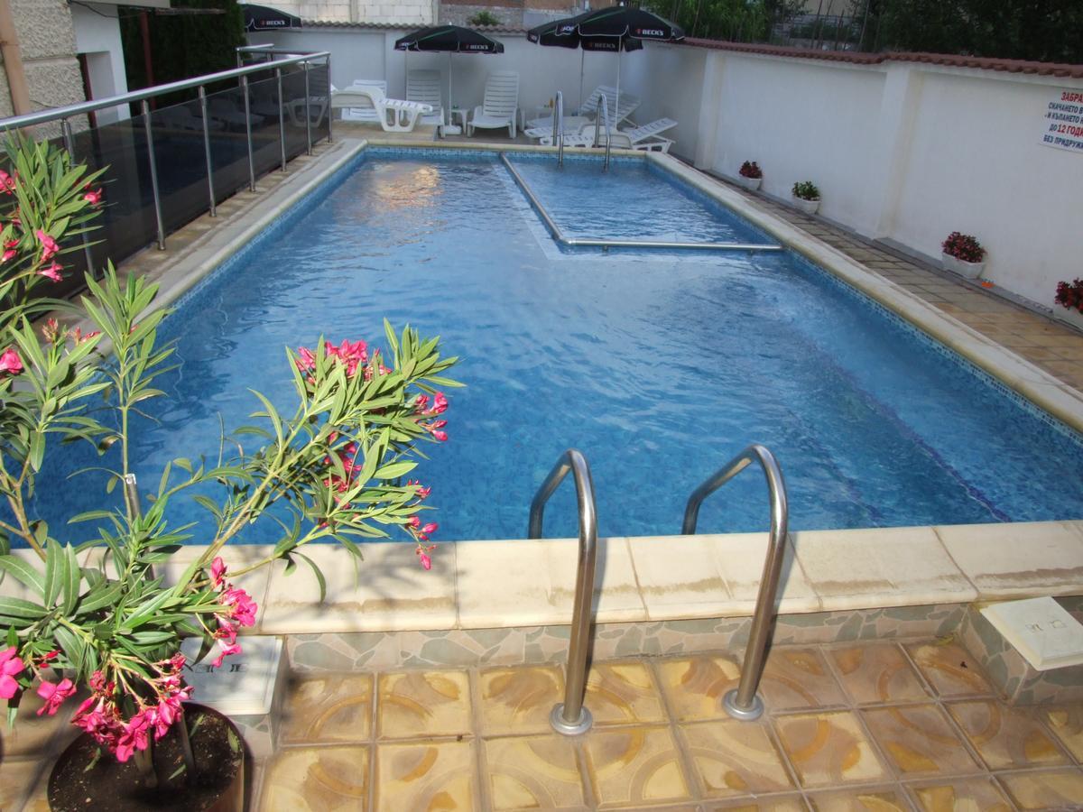 Family Hotel Dalia Velingrad Dış mekan fotoğraf